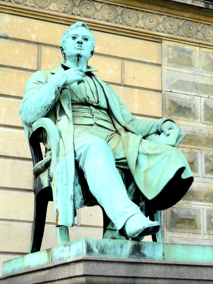 Adam Oehlenschläger by Herman Wilhelm Bissen - Copenhagen - DSC08432