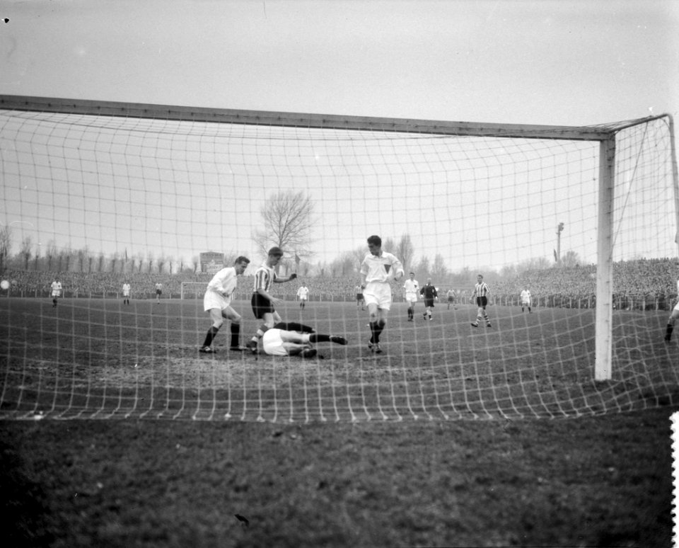 ADO tegen Sparta, Bestanddeelnr 910-0084