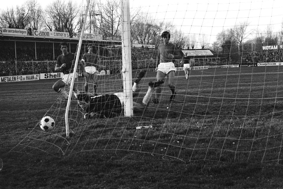 ADO tegen Volendam 2-1, Bestanddeelnr 924-0335