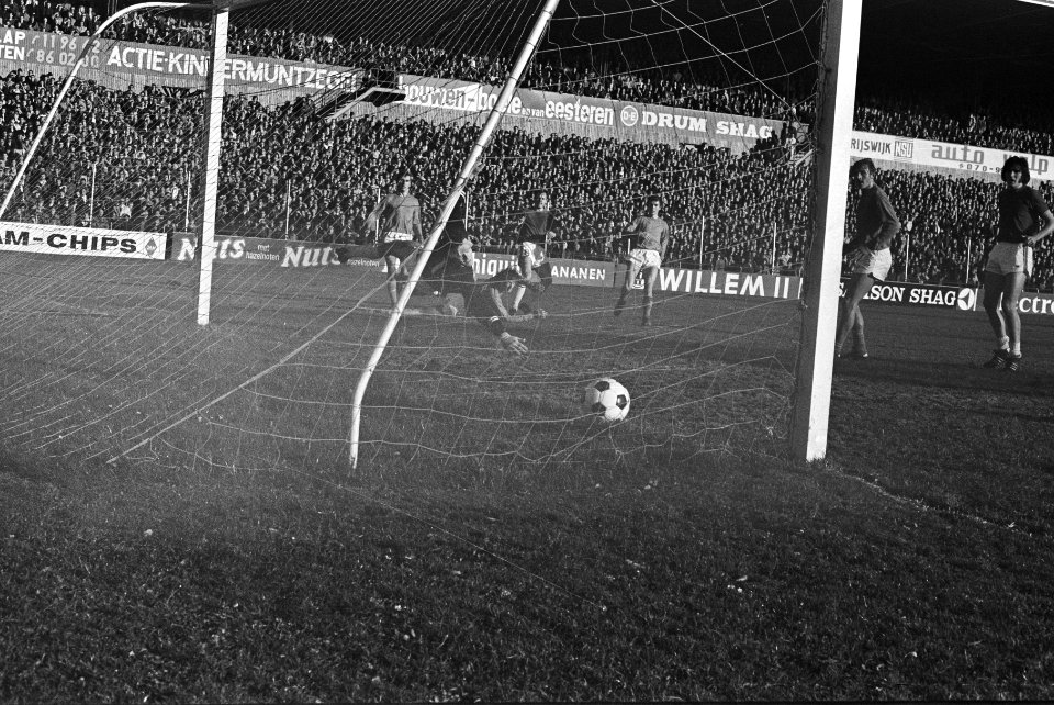 ADO tegen Volendam 2-1, Bestanddeelnr 924-0334