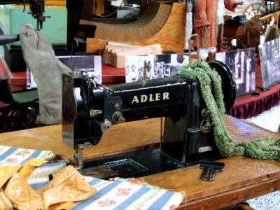Adler nähmaschine