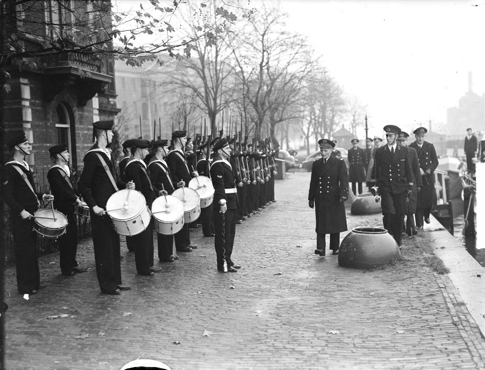 Admiraal Jaujard bij Verbindingsschool Kattenburg, Bestanddeelnr 903-1039