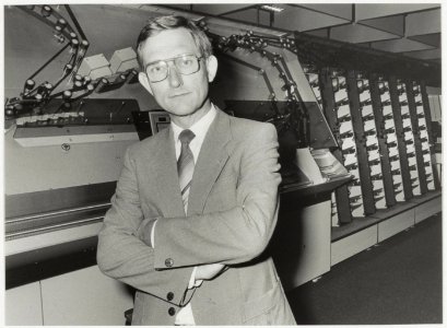 Adjunct-direkteur Dhr. Jansen van het P.T.T. Expeditie Knooppunt voor de sorteermachines. NL-HlmNHA 54025822