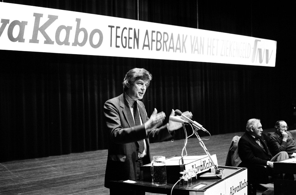 Aktiedag ABVAKABO in Jaarbeurs te Utrecht tegen bezuinigingsplannen van het zie, Bestanddeelnr 932-0046