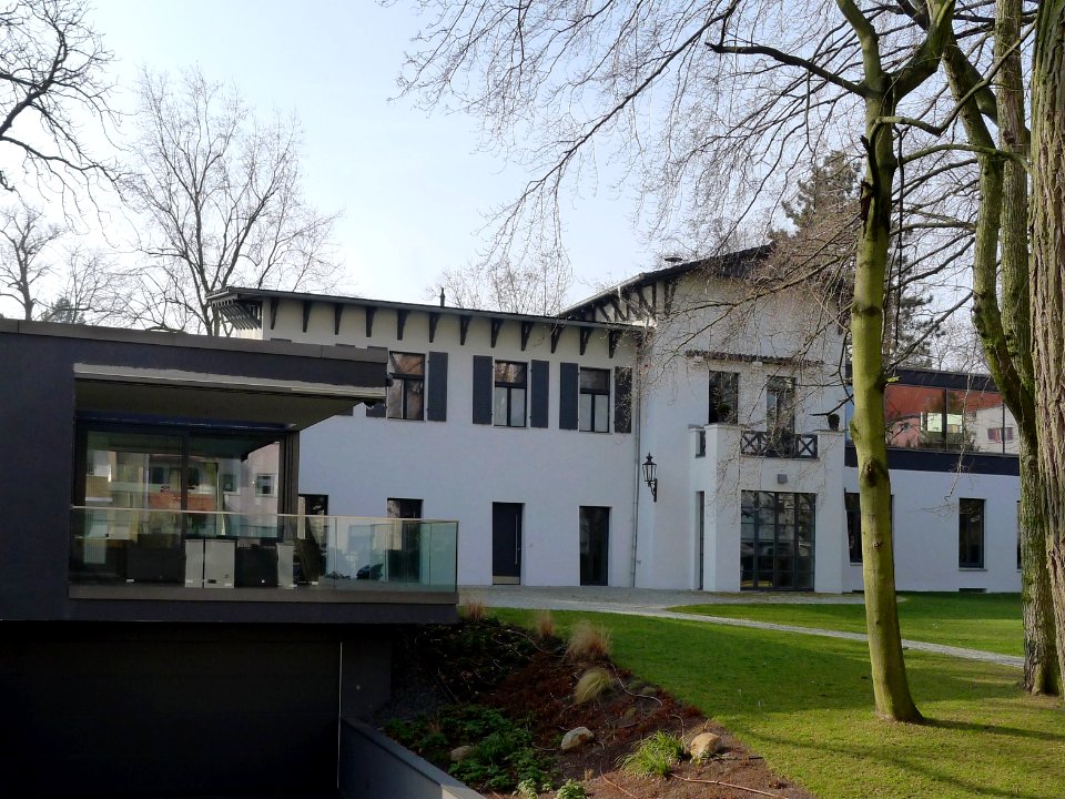 Akazienallee 6 (Berlin-Westend)