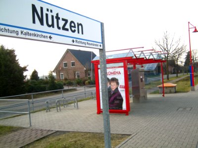 AKN Bahn Station Nützen
