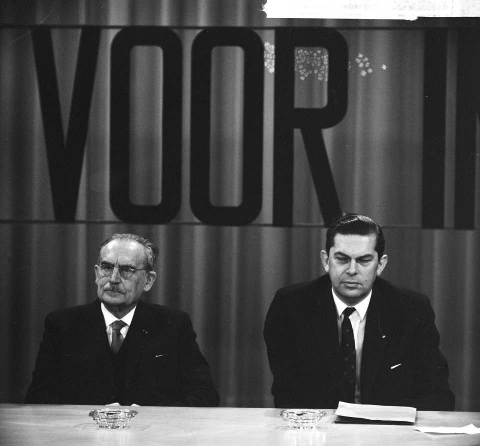 Aktie eten voor India , dr. Drees en Minister Biesheuvel, Bestanddeelnr 918-8077
