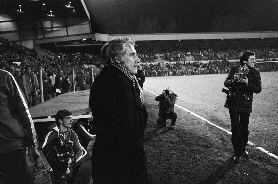 Ajax trainer Cor Brom, Bestanddeelnr 930-1736