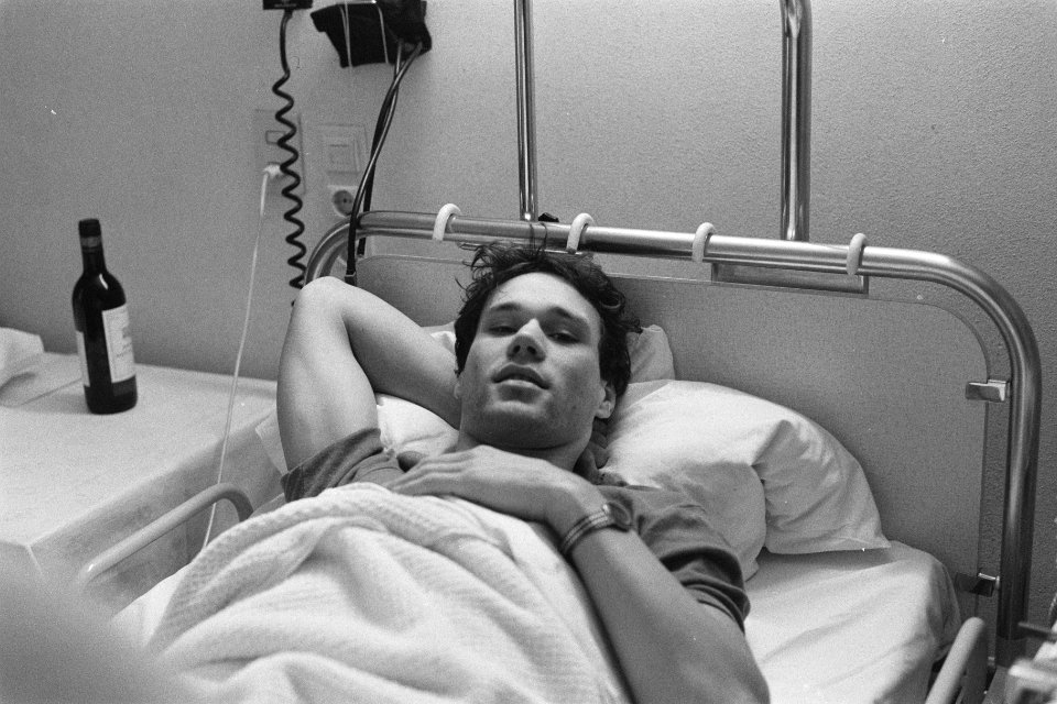Ajax topscorer Marco van Basten in ziekenhuis voor operatie aan enkelgewricht, Bestanddeelnr 933-8427
