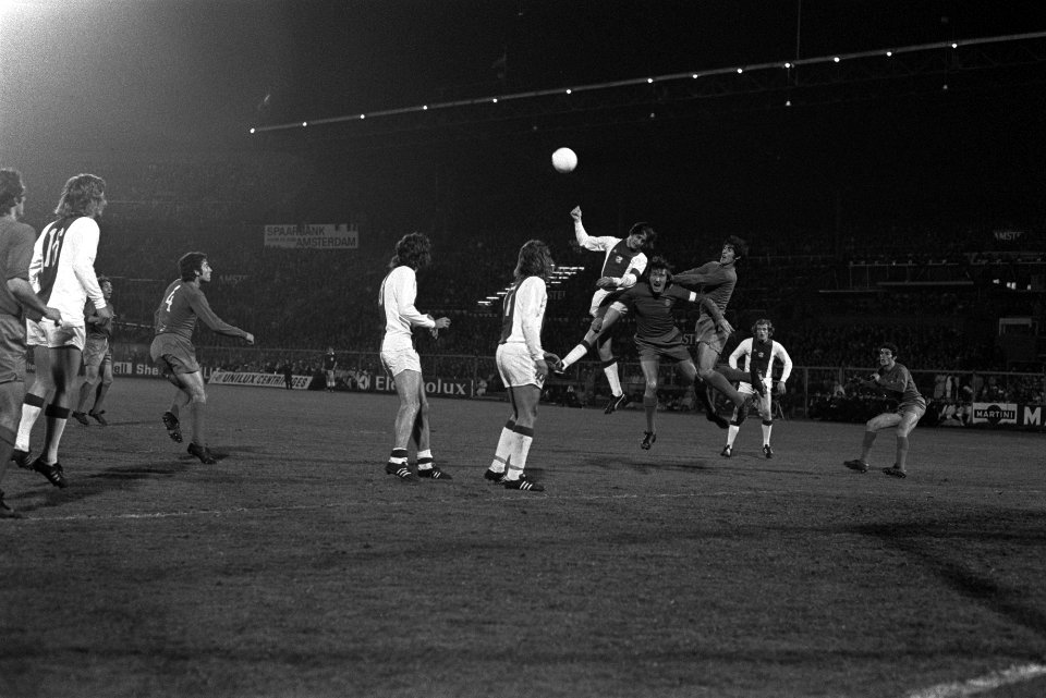 Ajax tegen Real Madrid 2-1, halve finale Europacup I , spelmoment, Bestanddeelnr 926-3383