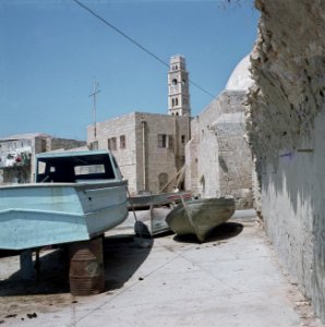 Akko. Havenfront met de toren van de Caravanserail met de zuilen of de Khan el U, Bestanddeelnr 255-9231