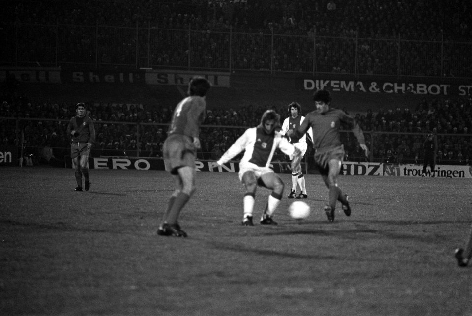Ajax tegen Real Madrid 2-1, halve finale Europacup I , spelmoment, Bestanddeelnr 926-3385