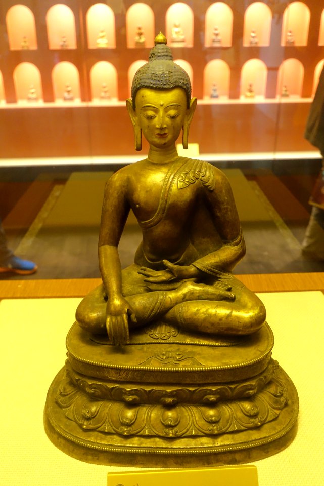 Akshobhya, Tibet, 1368-1644 AD, gilt copper - Sichuan Provincial Museum - Chengdu, China - DSC04304