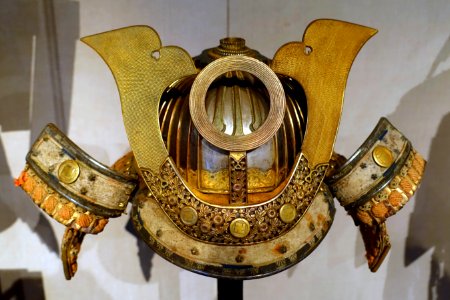Akodanari kabuto (melon-shaped helmet) and menpo (half mask), Hachisuka Yoshishige crest, Haruta school, Japan, Muromachi period, late 1500s AD - The Ann and Gabriel Barbier-Mueller Museum - DSC05610