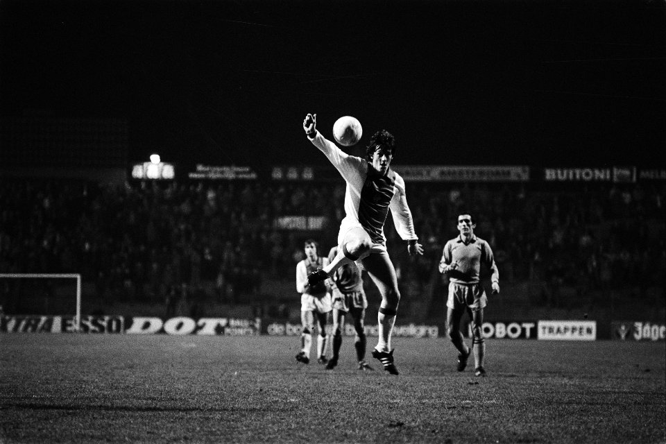 Ajax tegen Vitesse 3-1 (KNVB beker) spelmomenten, Bestanddeelnr 930-6710