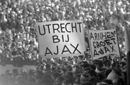 Ajax tegen Benfica 3-0, beslissingswedstrijd kwartfinale Europacup I te Parijs A, Bestanddeelnr 922-1716