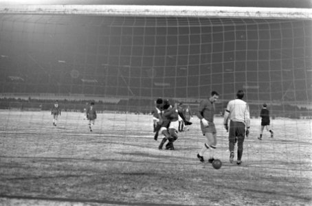 Ajax tegen Benfica 1-3, (kwartfinale Europacup I ) nr. 13 overtreding begaan t, Bestanddeelnr 922-0972