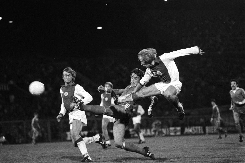 Ajax tegen AZ67 1-2, 15 Tol van AZ67 scoort hier winnen doelpunt, Schoenaker pro, Bestanddeelnr 931-0922