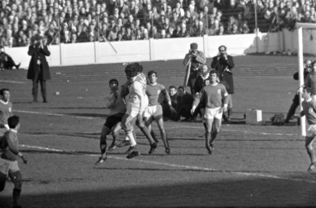 Ajax tegen Benfica 3-0, beslissingswedstrijd kwartfinale Europacup I te Parijs s, Bestanddeelnr 922-1699