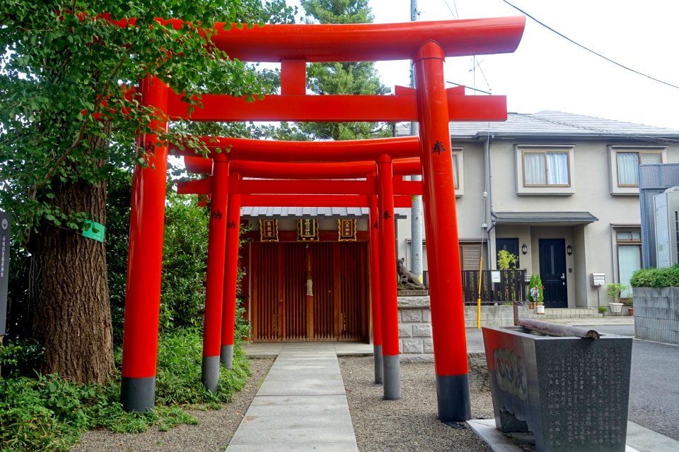 Akagishusseinari Shrine - Akagi-jinja - Tokyo, Japan - DSC05119