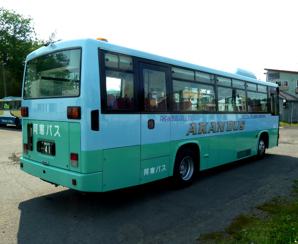 Akan-bus kushiro200ka413 rear