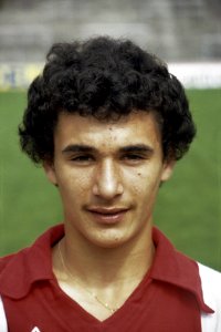 Ajax selectie seizoen 1981 1982 nr. 18a S. Storm, speler, nr. 19a Gerald. Vanenburg, Bestanddeelnr 253-8569