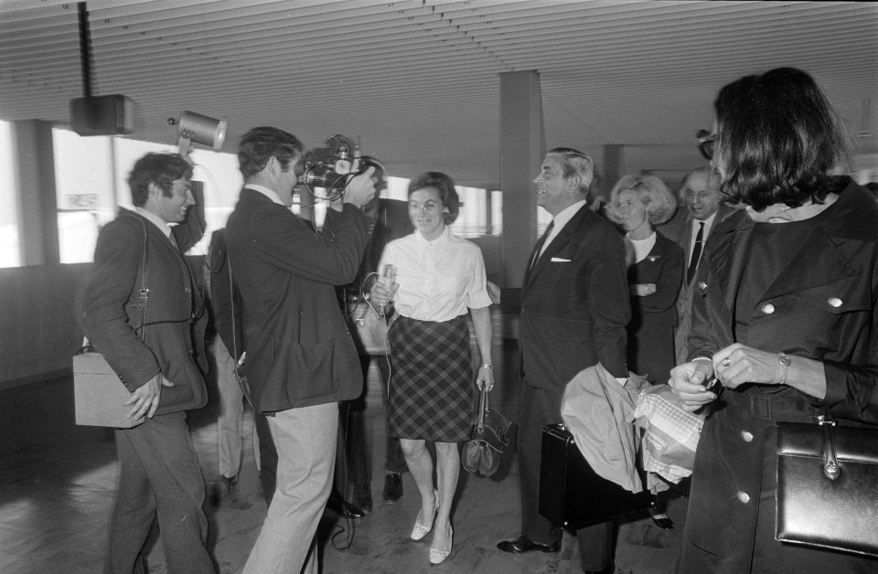 Ajax spelers arriveren op Schiphol uit Madrid, Bestanddeelnr 934-6518