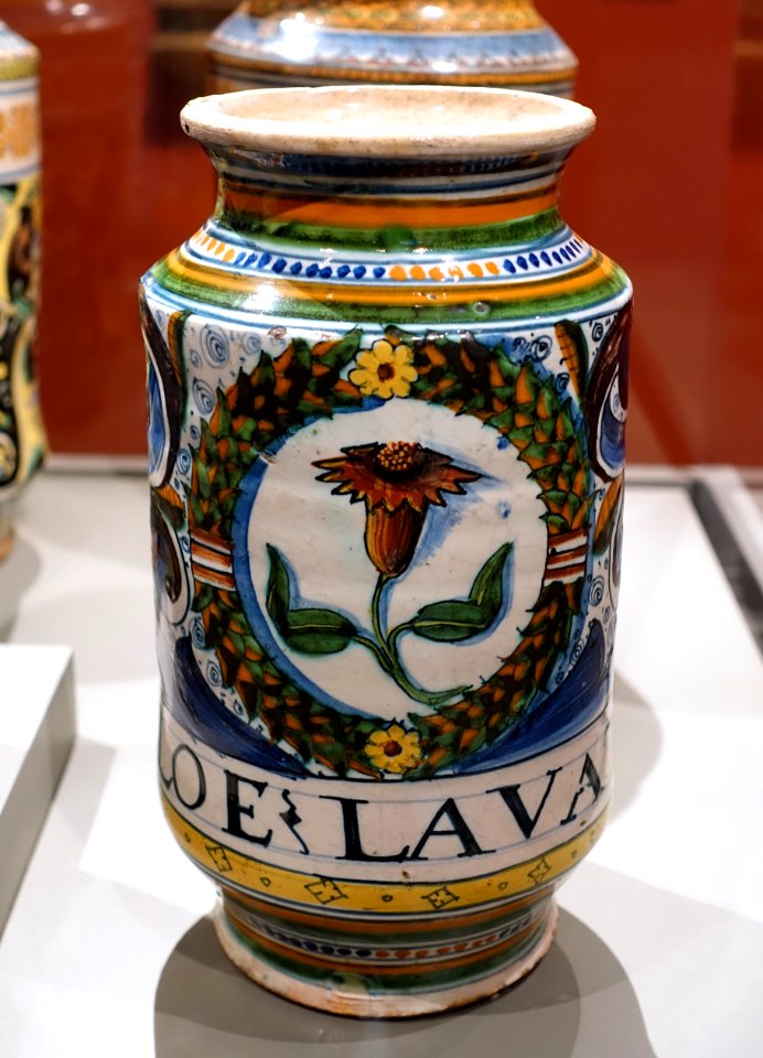 Albarello for aloe lavato, Italy, Florentine region, probably Montelupo, c. 1500-1520, maiolica - Wadsworth Atheneum - Hartford, CT - DSC05117