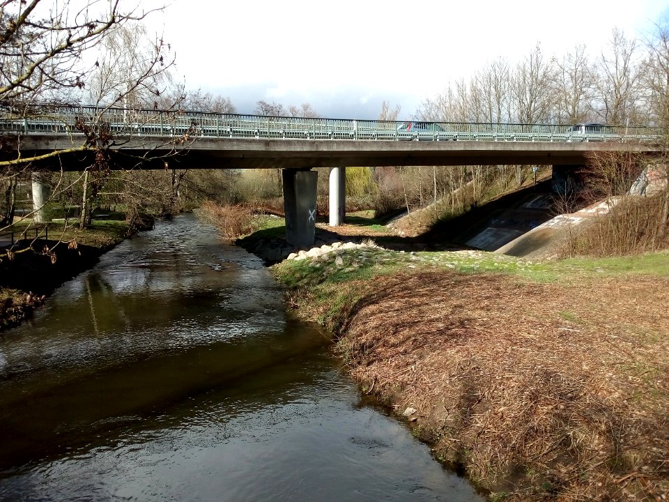 Alb, Überlauf Flutrinne zum Seegraben, Brücke Bundesstraße 3