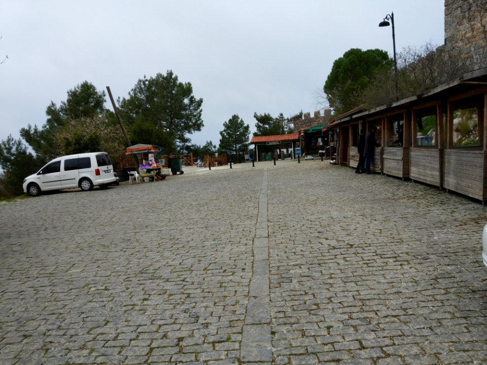 Alanya kalesi içkale girişi 2