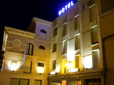 Alagón - Hotel Los Ángeles 2