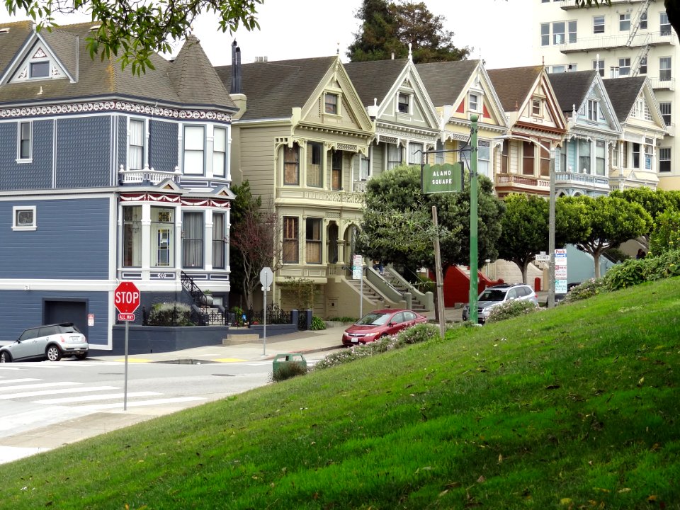 Alamo Square Historic District