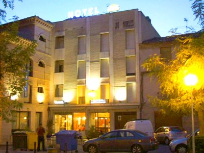 Alagón - Hotel Los Ángeles 1