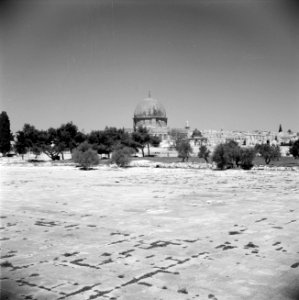 Al Haram esh-Sharif - Tempelberg. Rotskoepel of Qubbet es-Sakhra, Bestanddeelnr 255-5434