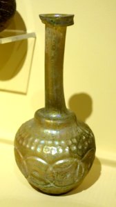 Alabastron (cylindrical flask for perfume), Greek, central Mediterranean, 350-300 BC, core-formed glass - Fitchburg Art Museum - DSC08641