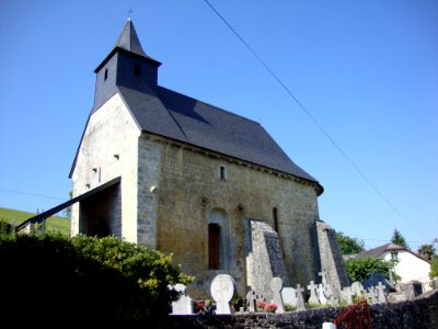 Alçabéhéty (Alçay-Alçabéhéty-Sunharette, Pyr-Atl, Fr) église et cimetière avec stèles basques