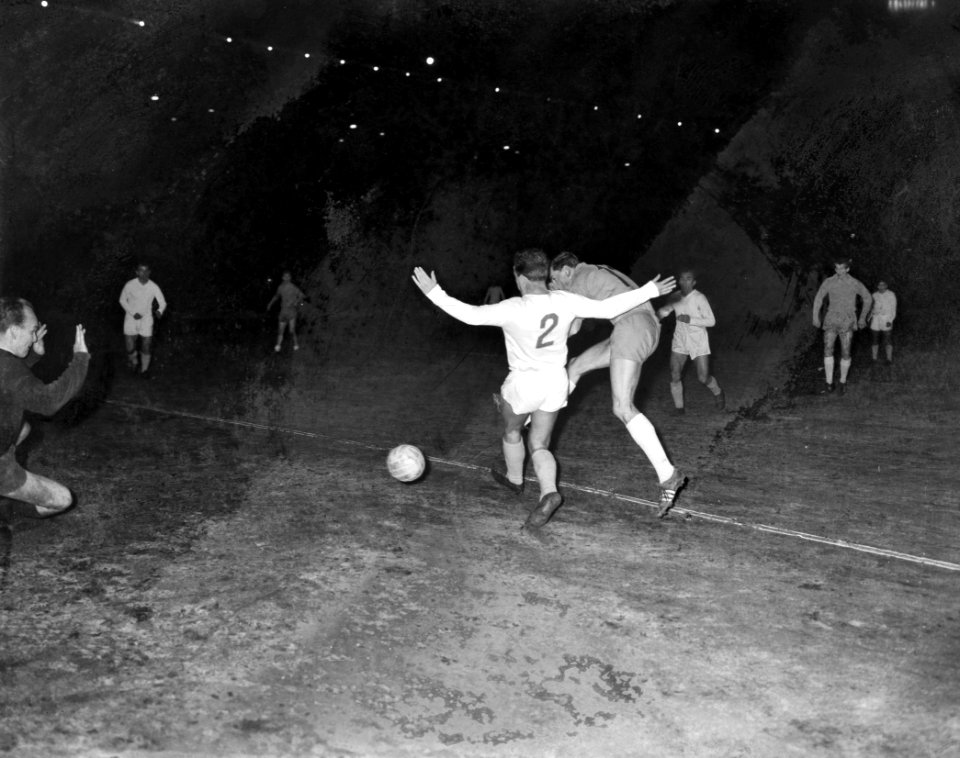 Ajax tegen Slovan Bratislave Halve finale Intertoto, Bestanddeelnr 913-6079