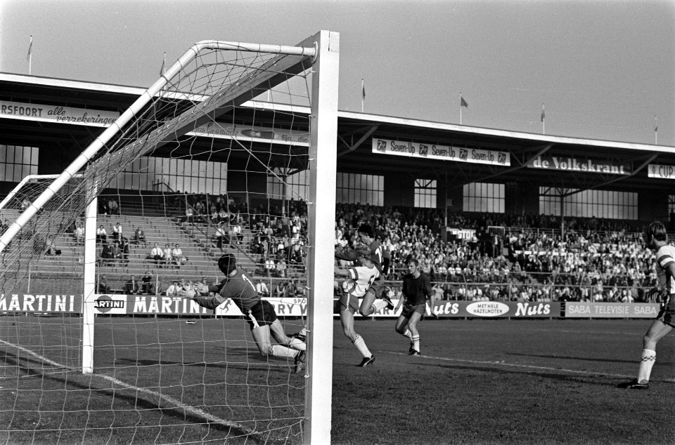 Ajax tegen Rot Weiss (Duitsland)., Bestanddeelnr 922-8847