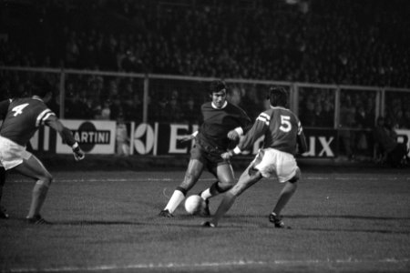 Ajax tegen Ruch Chorzow (Polen) 7-0 in Olympisch Stadion Amsterdam, Bestanddeelnr 922-9877