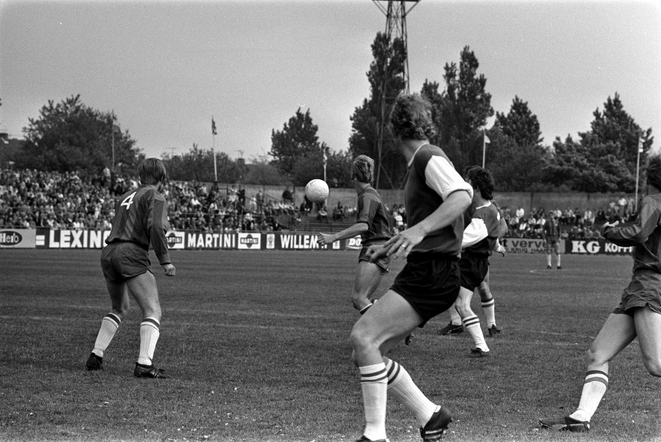 Ajax tegen SVV 8-0, Bestanddeelnr 923-5299