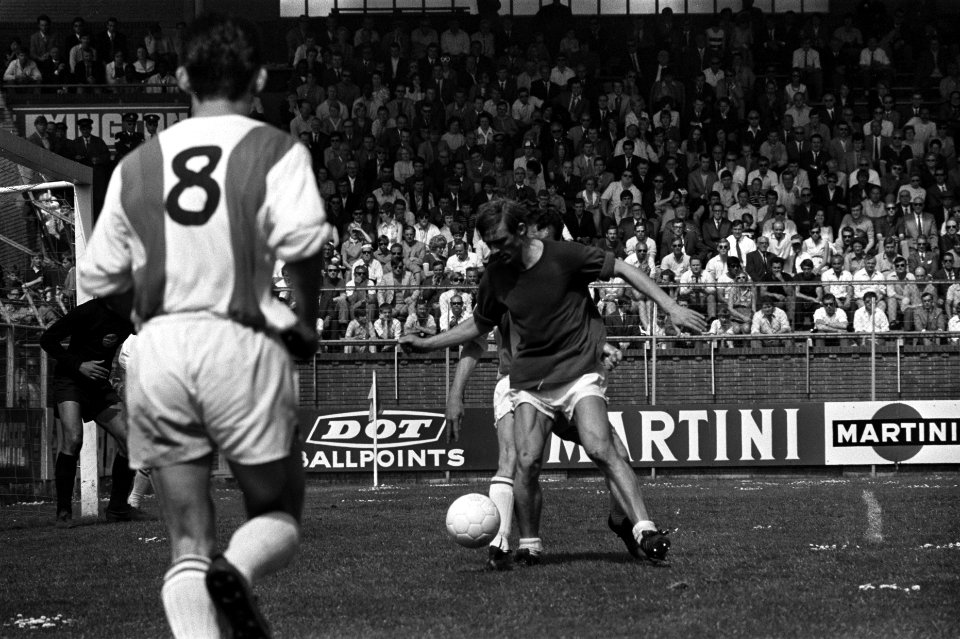 Ajax tegen SVV 8-0, Bestanddeelnr 923-5305