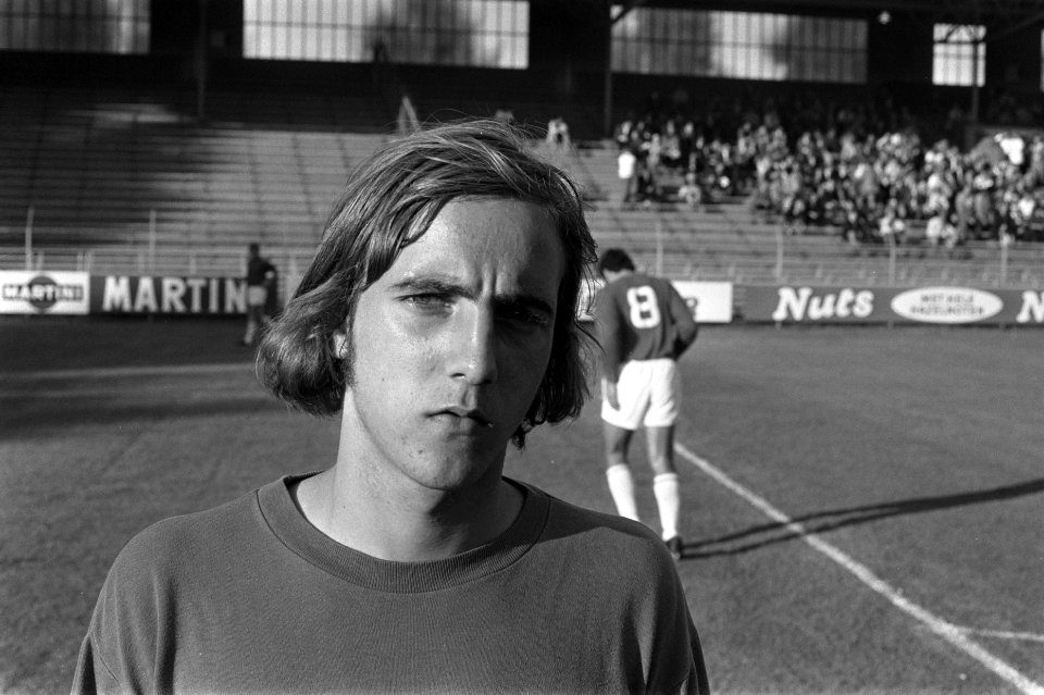 Ajax tegen Standard Luik vriendschappelijke wedstrijd. Kop Johan Neeskens (Aja, Bestanddeelnr 923-7421