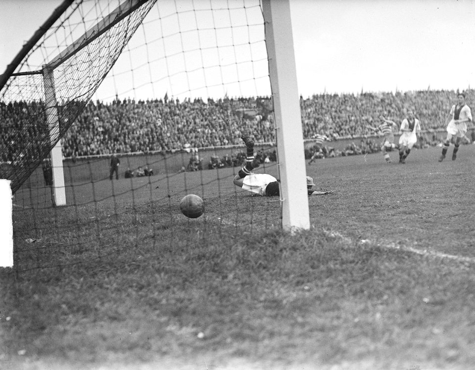 Ajax-Xerxes 2-1, Bestanddeelnr 903-6587