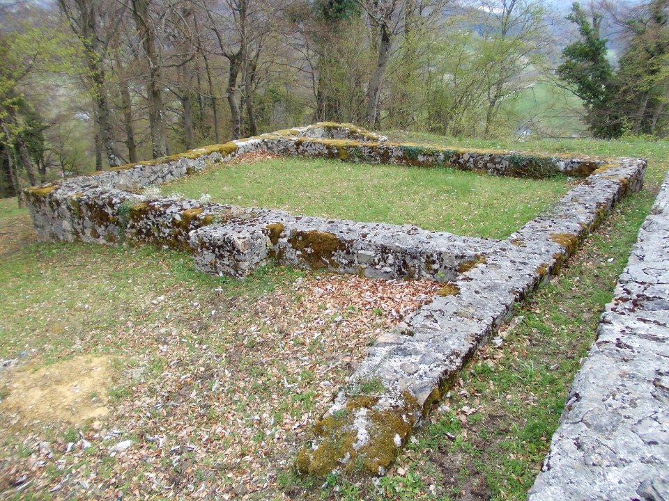 Ajdovski gradec, Vranje 13