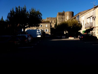 Alba-la-Romaine - Place du Château