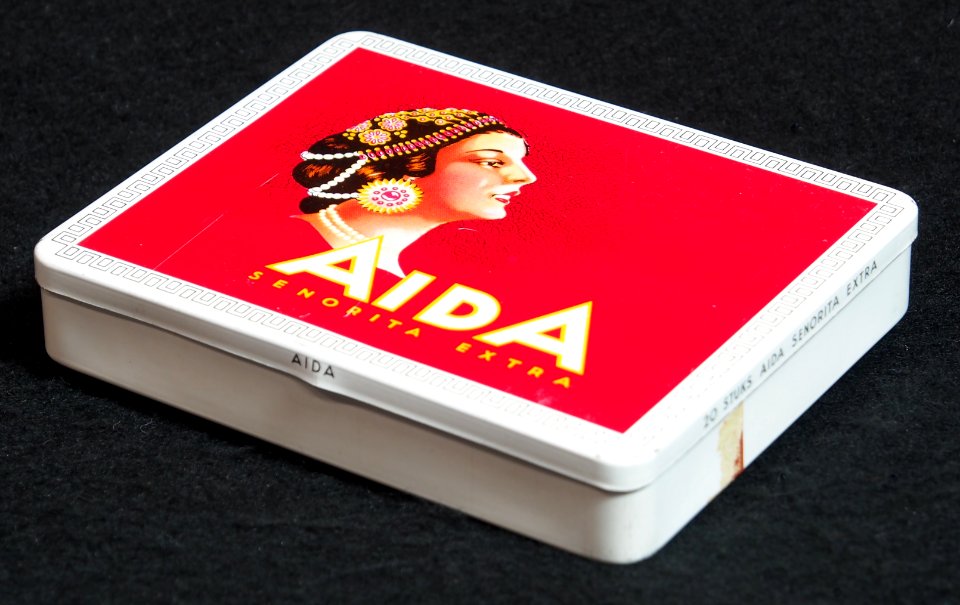 Aida Senorita Extra sigarenblik, foto 1