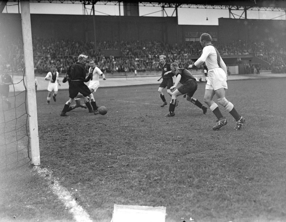 Ajax-ABS (Arol) voetbal, Bestanddeelnr 903-5796