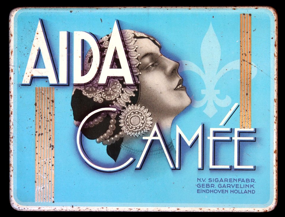 Aida Camée sigarenblikje