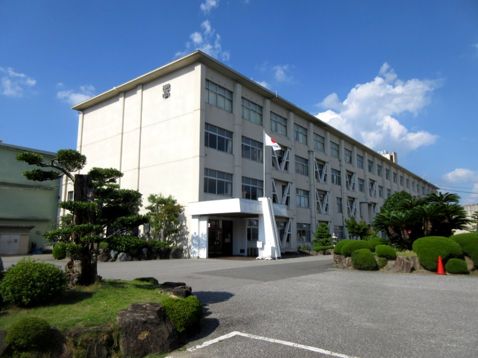 Aichi-Prefectural-Okazaki-High-School-2 photo
