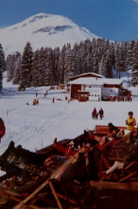 AIMG 5213 Oberlech Touris 1972 photo